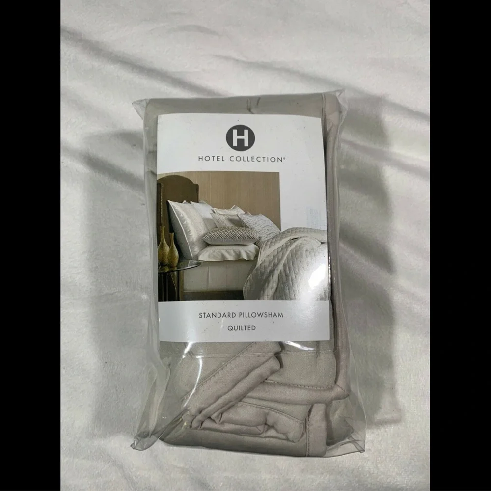 NIB $120 [ 1 Standard ] Quilted‎ Pillow Sham for Hotel Collection Opalescent
